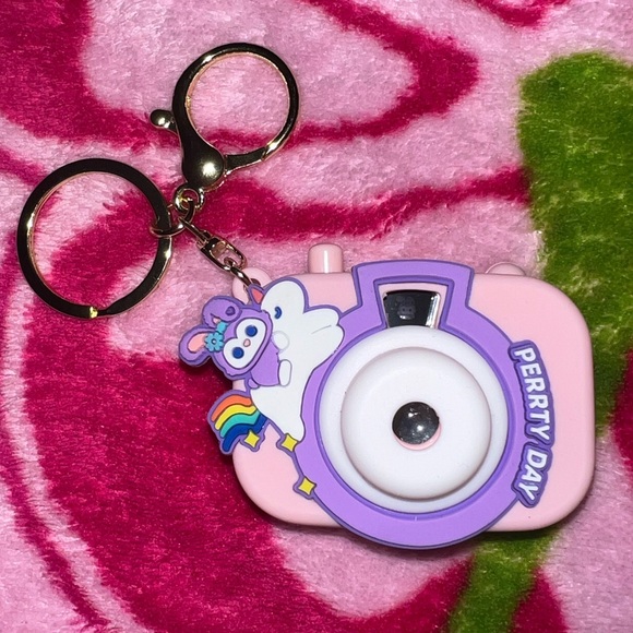 mini kawaii bunny flicker camera keychain - Picture 2 of 5